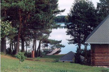 Litwa Privát Paveisiejai, Zewnątrz